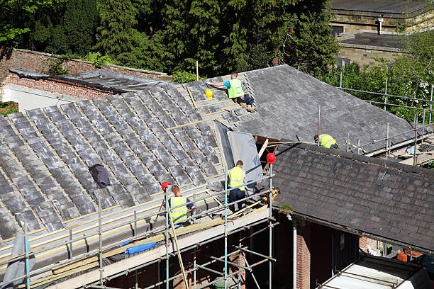 Quels sont les avantages d’engager un couvreur à Collonges-au-Mont-d’Or pour l’installation de Velux ?