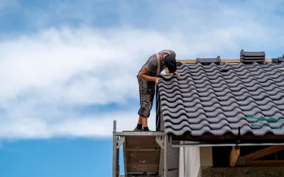 Couvreur à Bron : Quelles sont les principales causes d’infiltrations sur les toitures à Bron ?